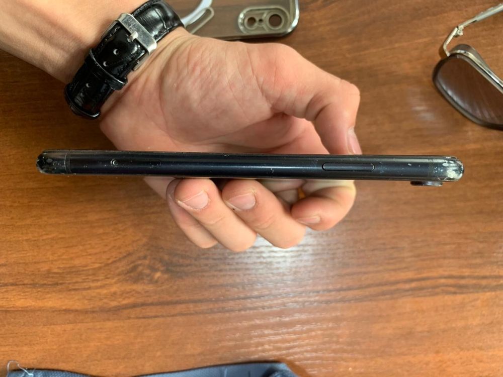Iphone XR черный