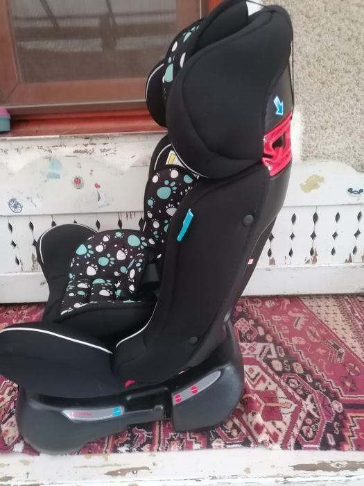 Vând scaun auto și scaun bicicleta