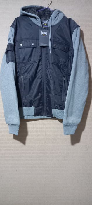 Мужская утеплёная спортивная куртка 48 размера  М