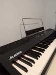 Alesis Recital Pro Stage Дигитално пиано