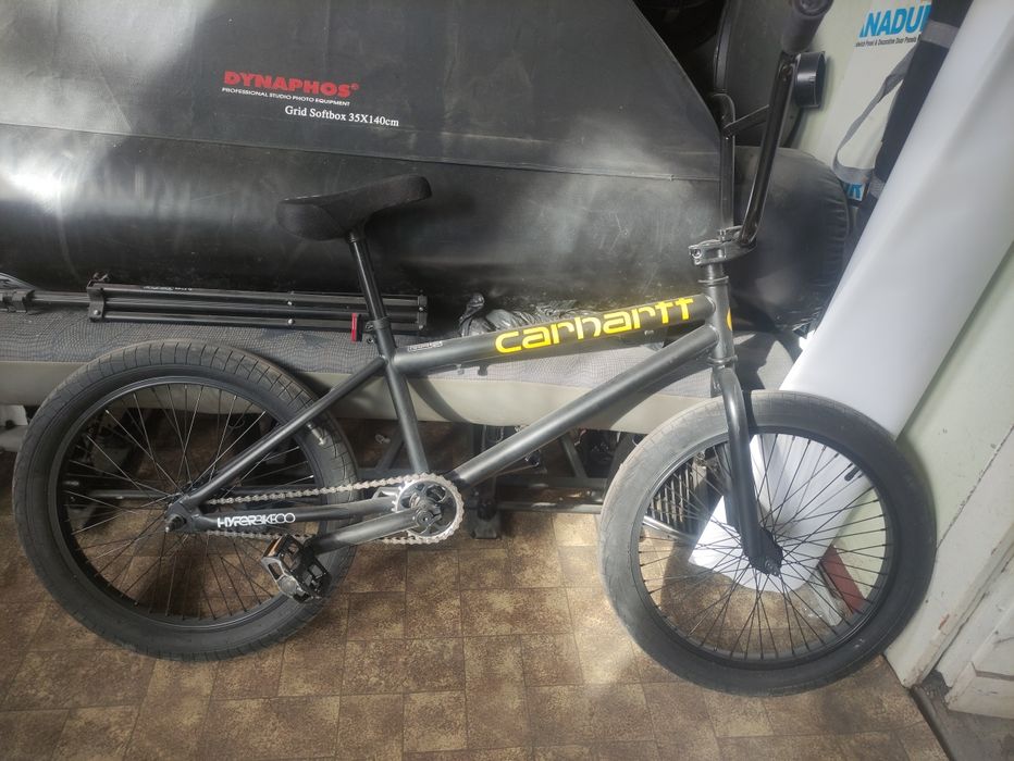 Bmx-monster hyper bike co