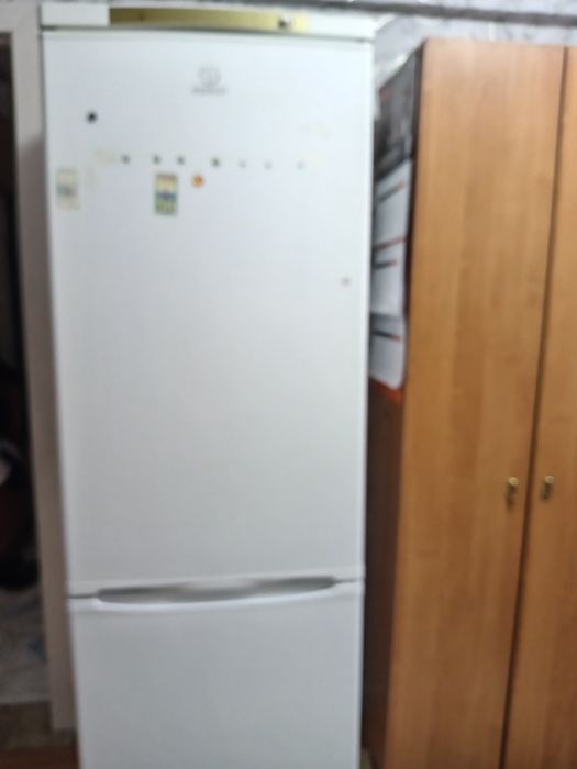 Холодильник  б/у
