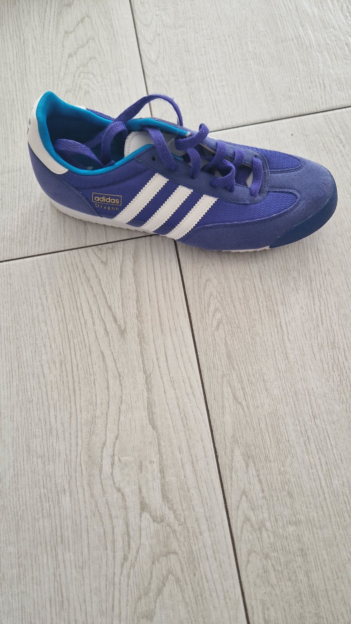 Vand adidași adidas 100% originali nr 40 mov