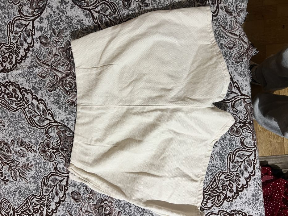 Къси гащи пола удобна