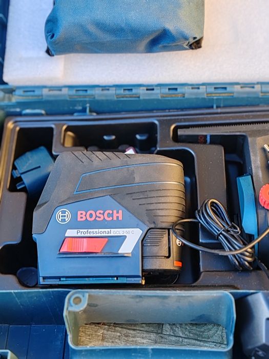 Nivela laser cu linii în cruce,, Bosch Professional Gcl 2-50 c