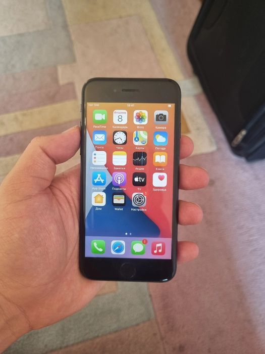 Iphone se 64gb айфон