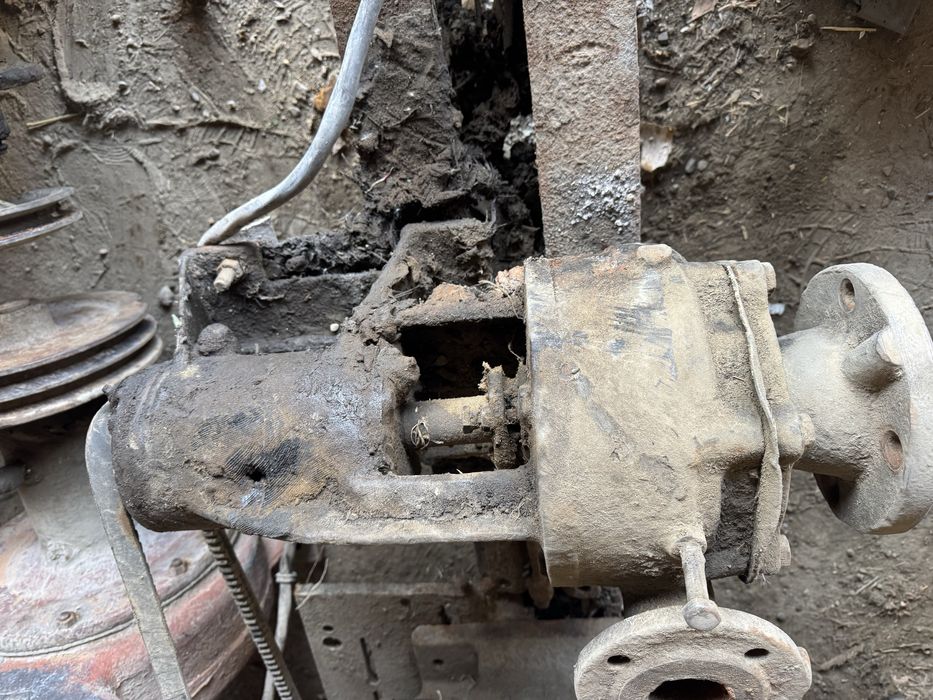 Сув насослари ва генераторлар сотилади