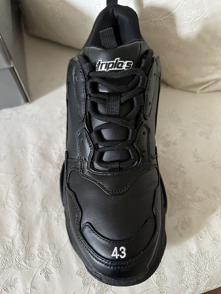 Balenciaga Triple S black leather