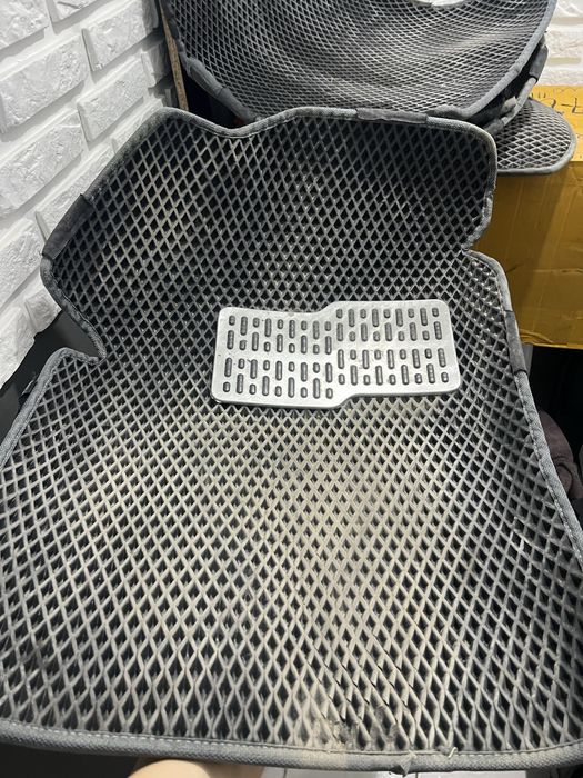 Ева полик 5 к жағдайы жаксы көп колданылмаған