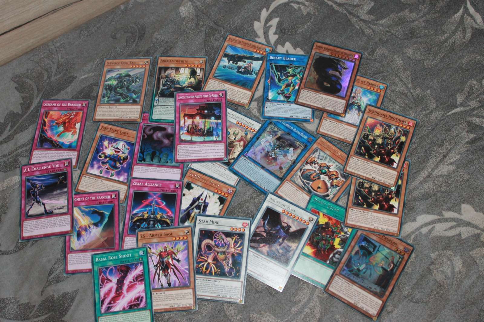 Yugioh карти за игра