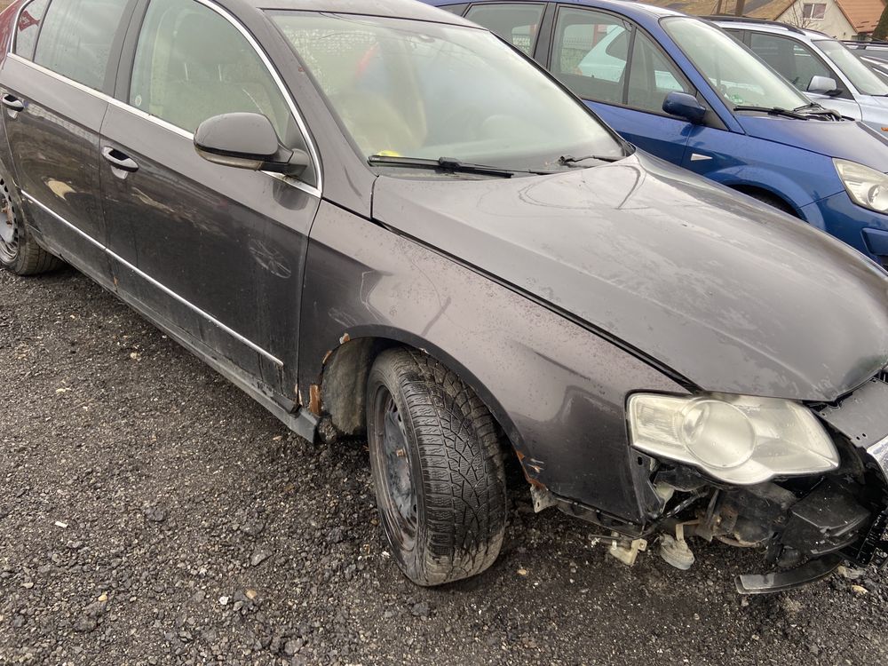 bara spate vw passat b6 haion dezmembrari vw passat b6