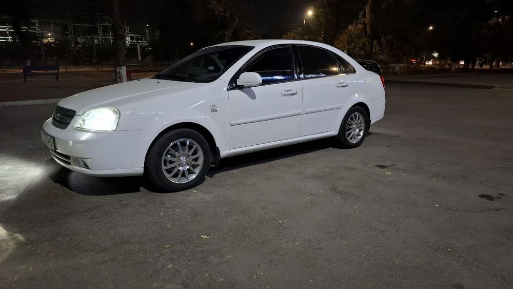 Продам свой автомобиль Lacetti ОПТРА 2008 года выпуска