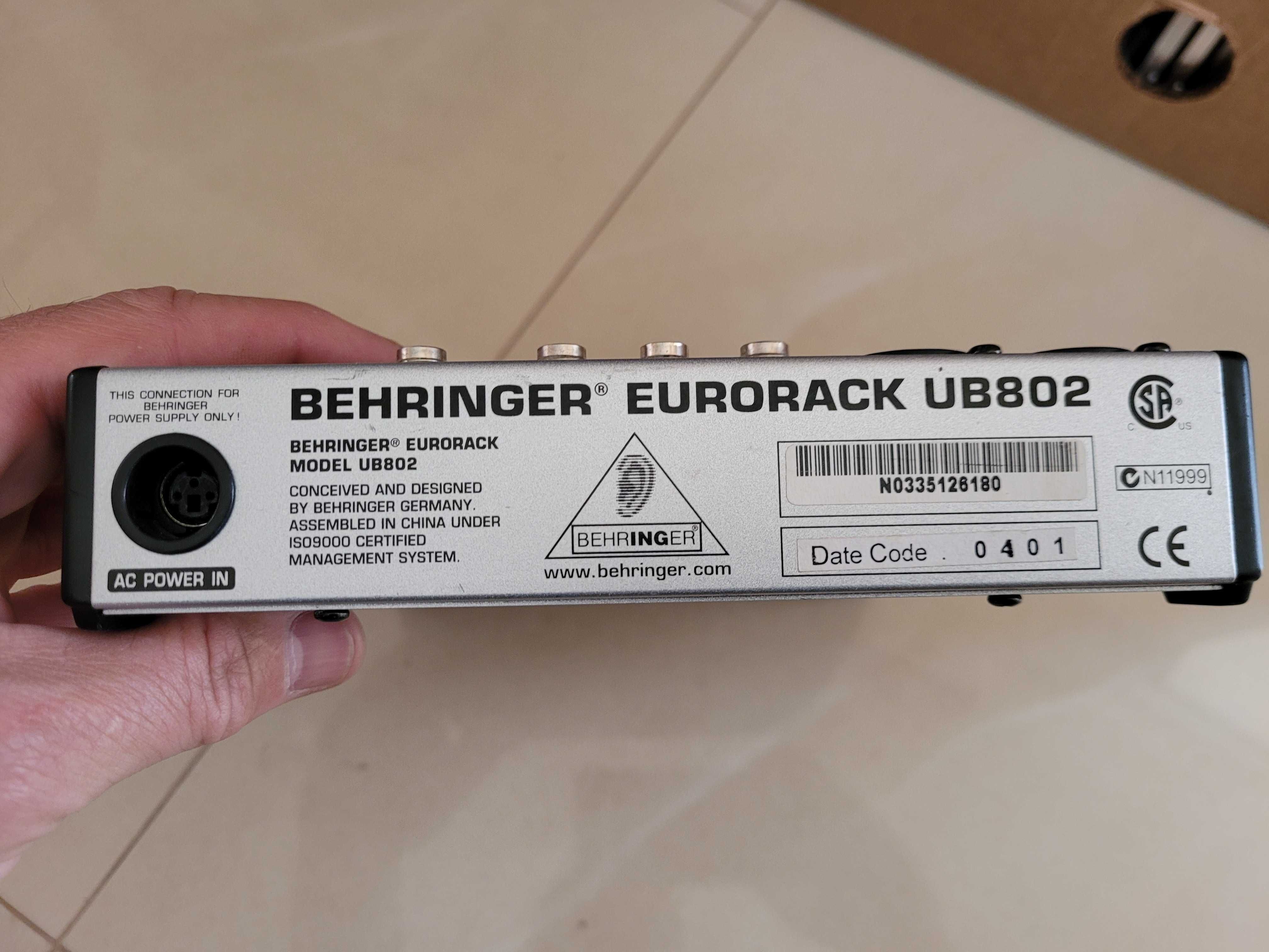 Behringer Eurorack UB802