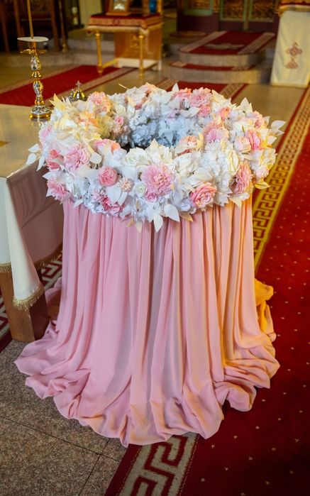 Aranjamente și decor pentru nuntă, botez, aniversari și manechine.