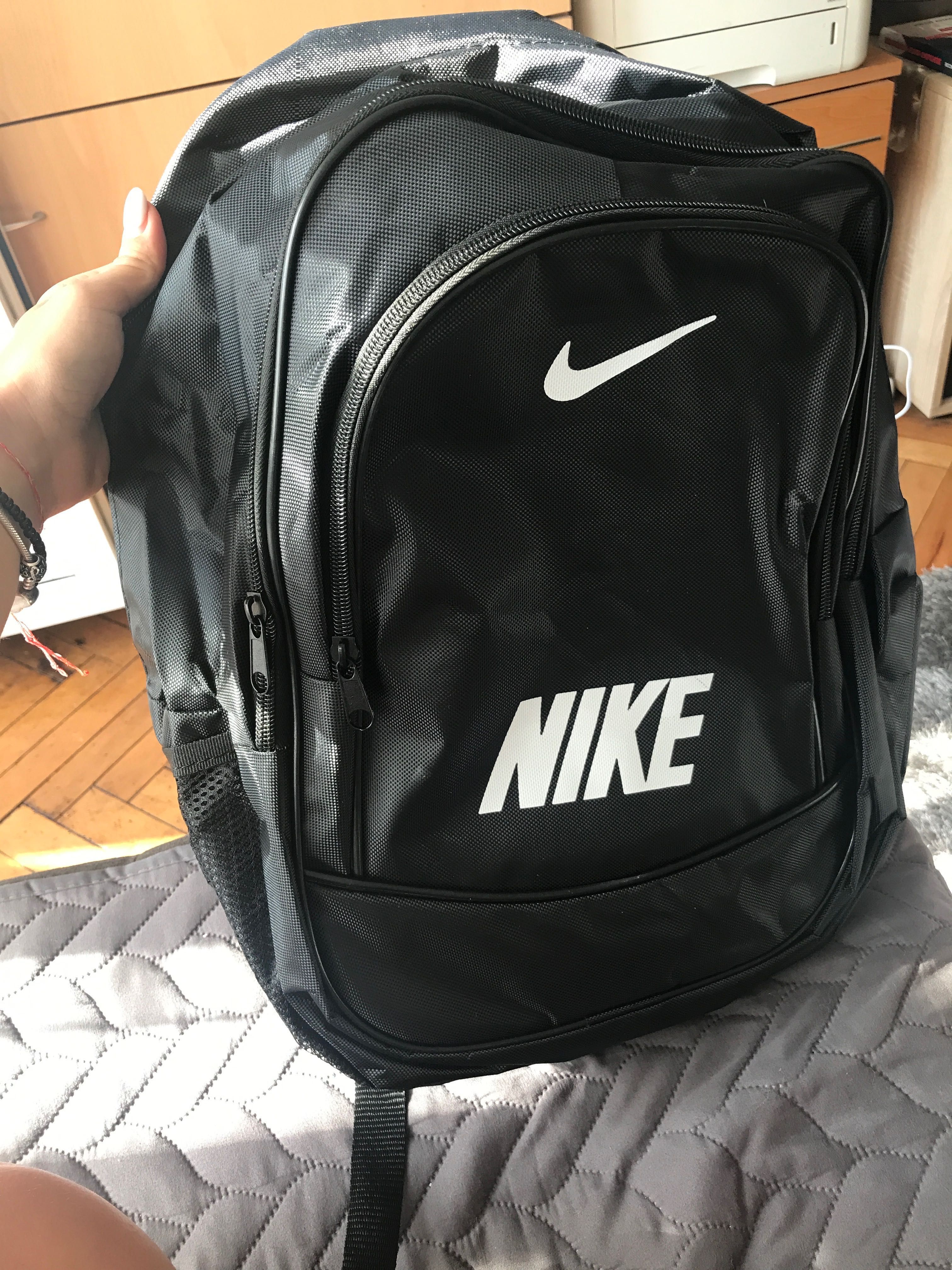 Оригинална раница на Nike