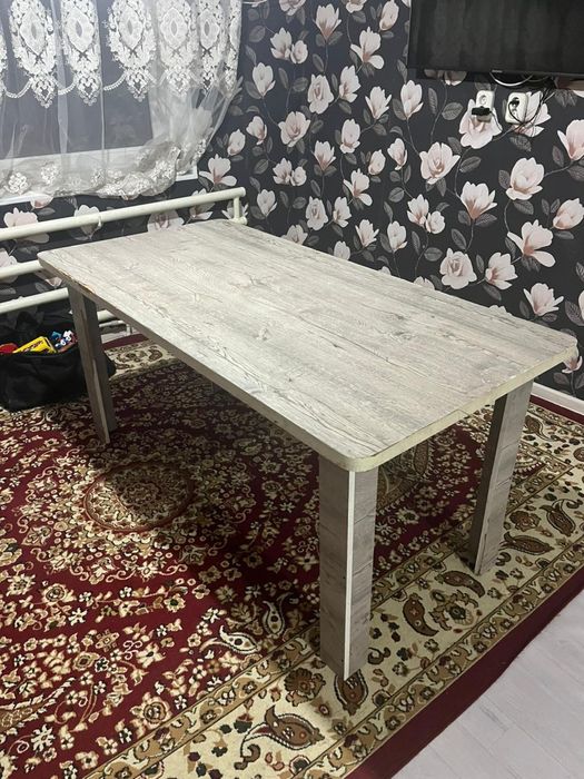 Кухонный стол 12тыс