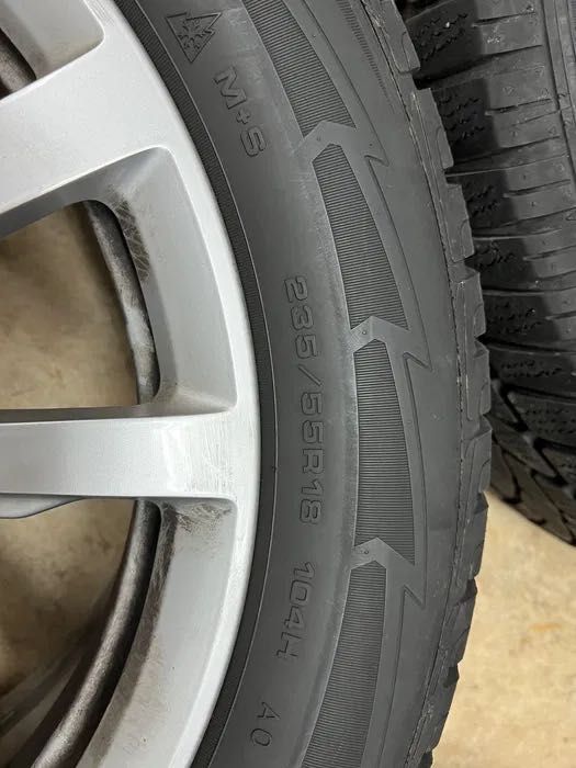 Ауди А8 Зимни гуми с джанти Dunlop 235/55R18  104H