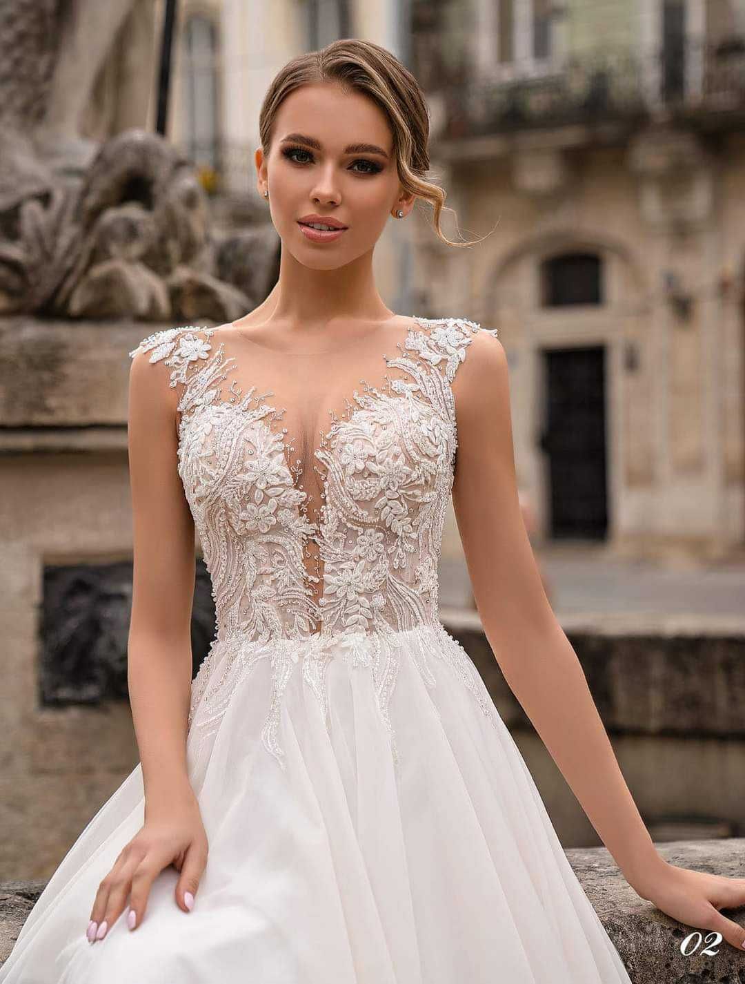 Vand rochie de mireasă