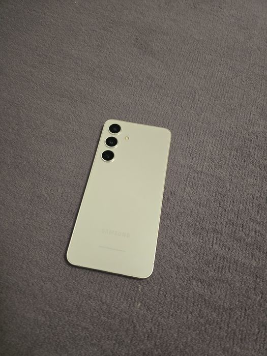 Vand/Schimb Samsung S24 impecabil