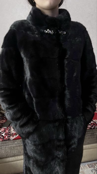 Норковая шуба «черный бриллиант»