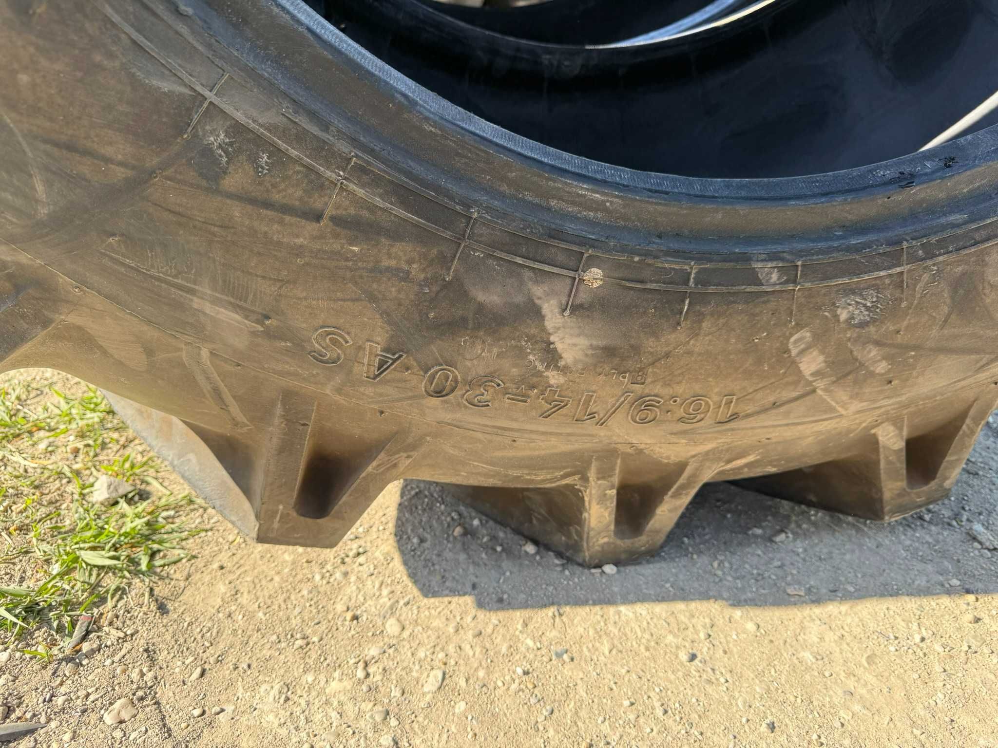 Anvelope sh 16.9 R30 Semperit