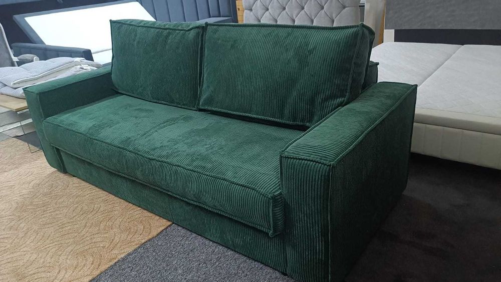 Vand canapea extensibila material plusat raiat verde smarald