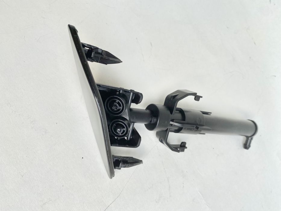Spalator Duza Far VW Passat B8