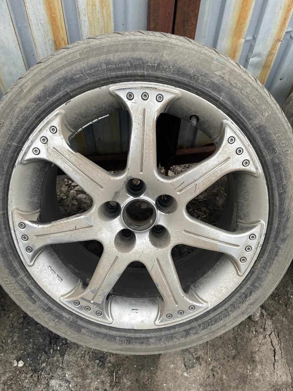 Продам колеса 215/50r17