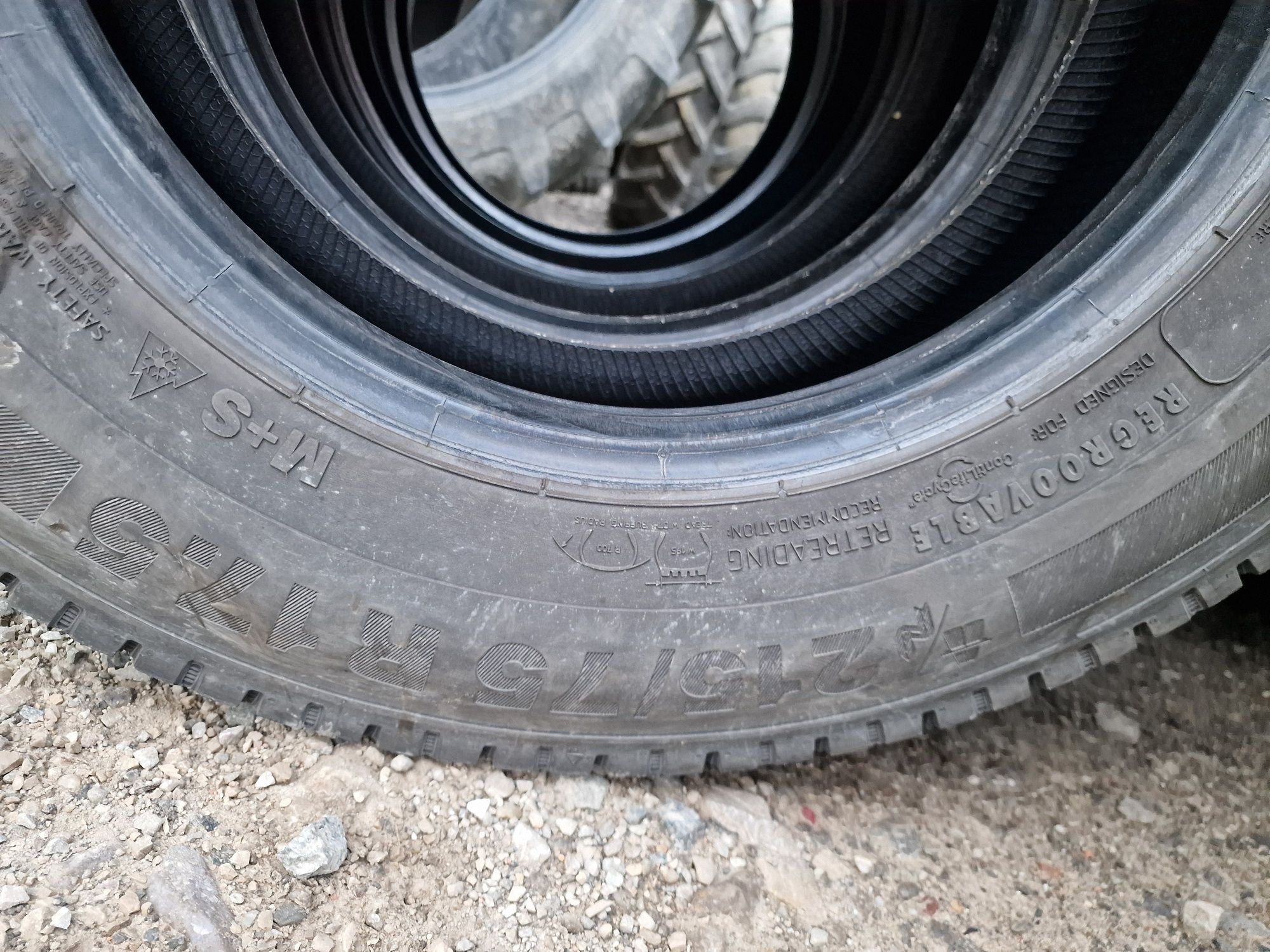 Anvelope camion 215/75R17.5 marca Continental