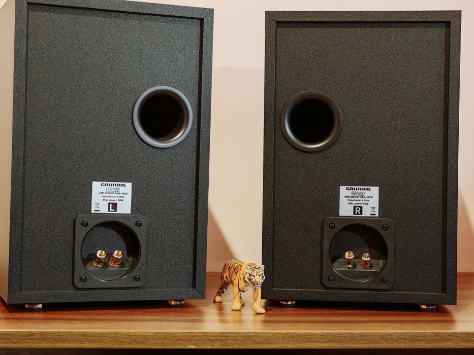 Grundig GHF-1030 Series. Boxe raft fabuloase. 3 căi. Noi. Preț fix !