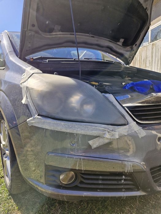 Полиране на фарове