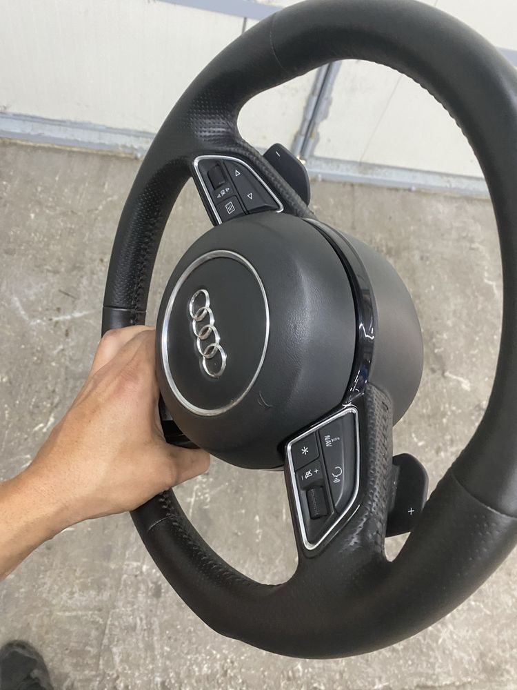 Мулти Волан S line за Audi A4, A6, Ауди