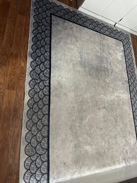 Продам ковёр 2*3