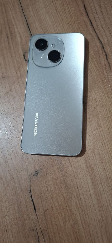 Tecno Spark Go 1