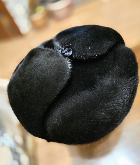 Норковая шапка-ушанка, новая, размер регулируется