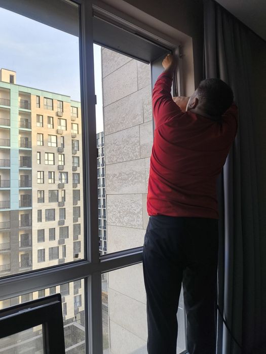 Ремонт окон. Ремонт окна и дверией.