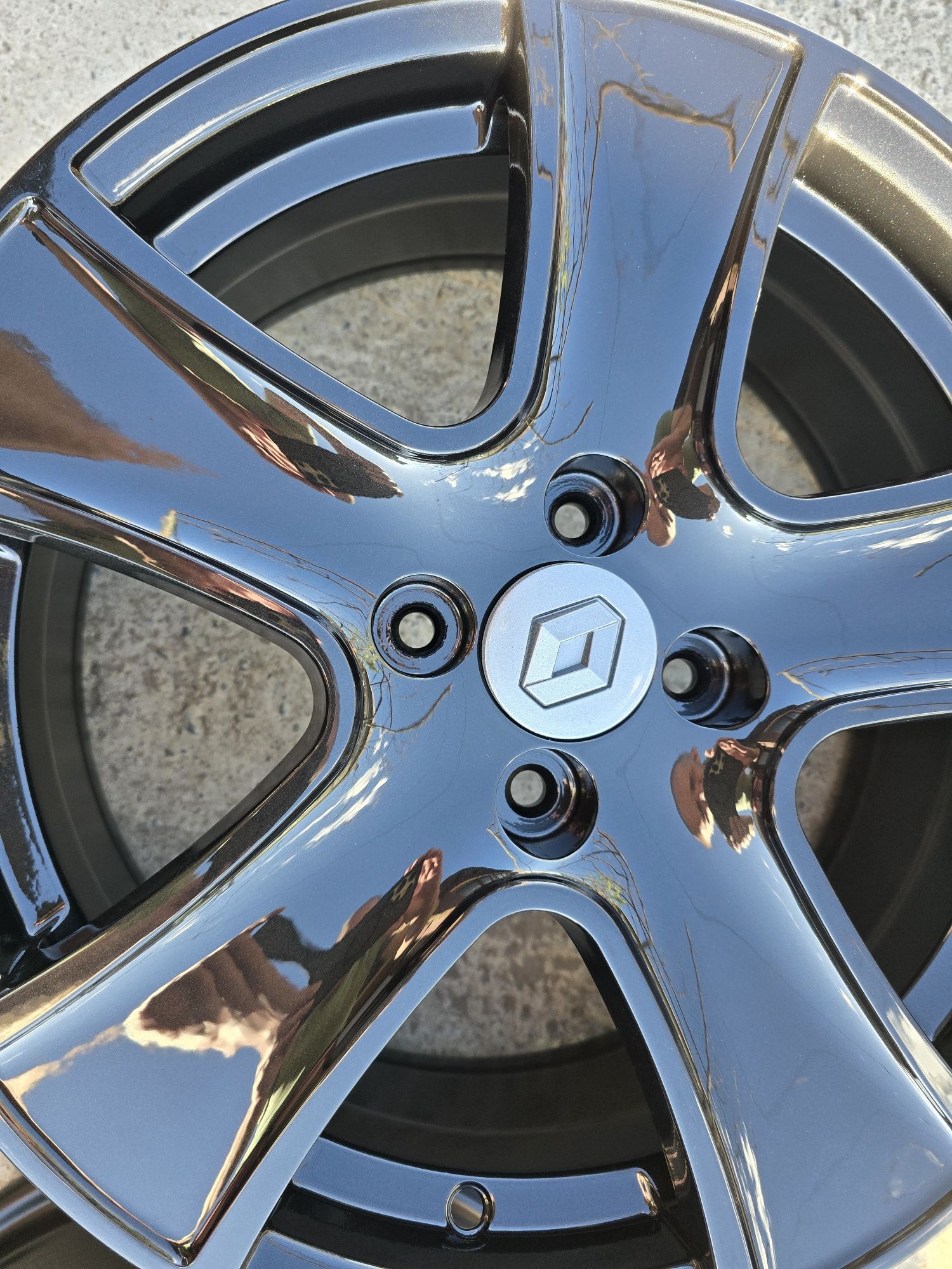 Jante aliaj 16" renault clio 4