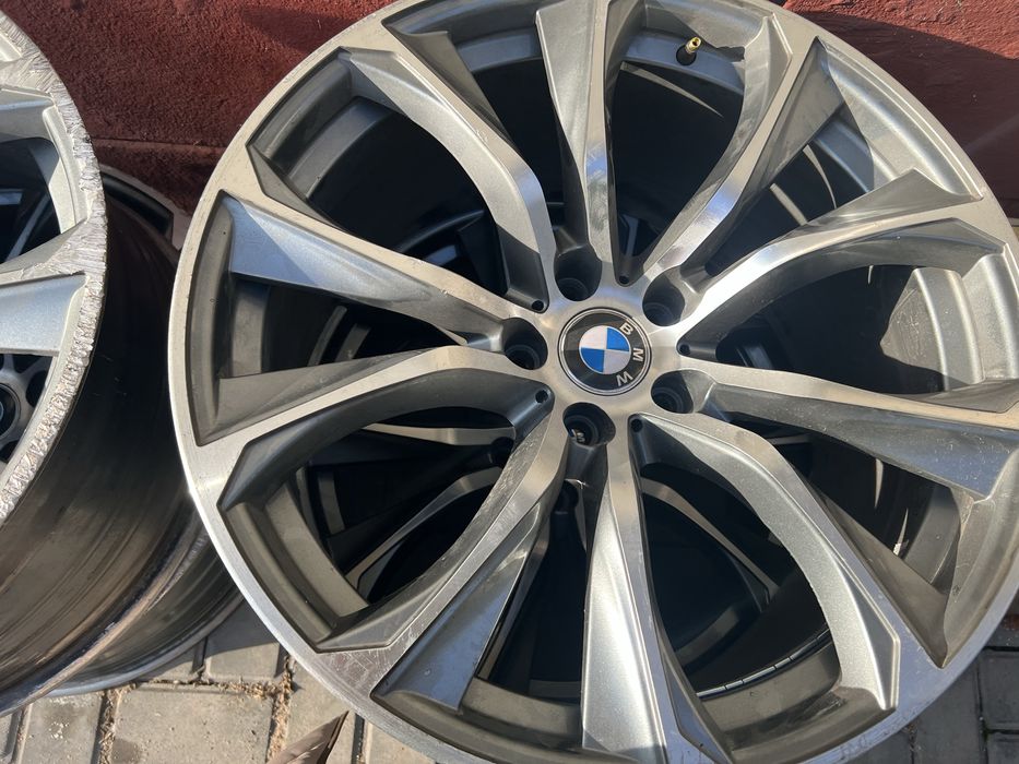 Шины и диски диски BMW  X 5