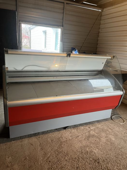 Продам витринные холодильники и морозильники бу