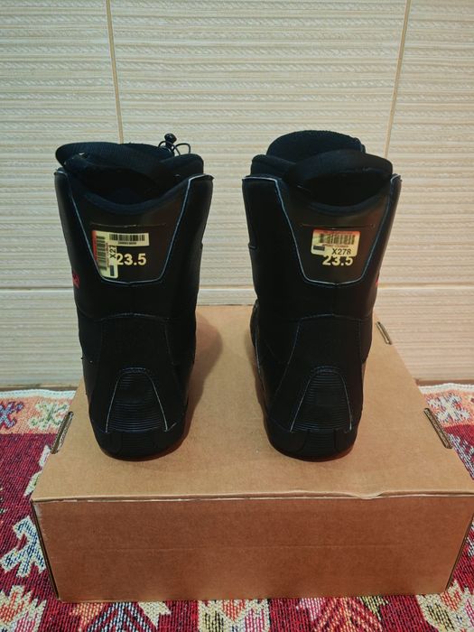 Boots snowboard Salomon Savage Nr.Eu 38-mondo 23,5