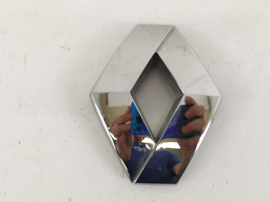 Емблема Задна Рено Сценик 4 / Renault Scenic 4 Оригинална В Добро Съст