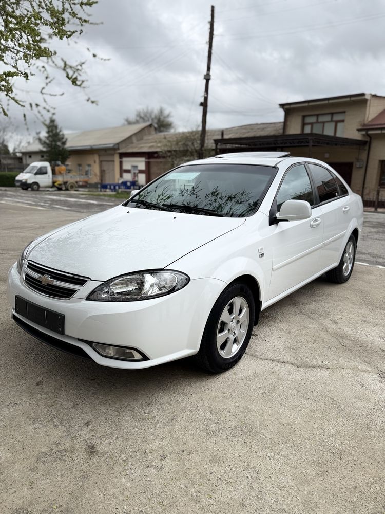 Chevrolet Jentra 3-P elegant plus Metan pakalena Yumshoq balon yangi