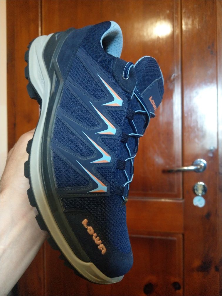 Lowa Goretex 42нм. 26,5см.