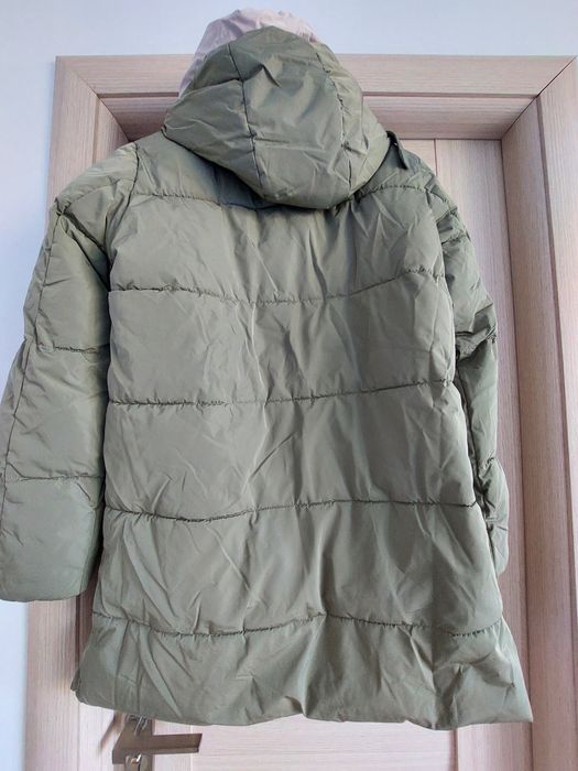 Geacă cu glugă nouă