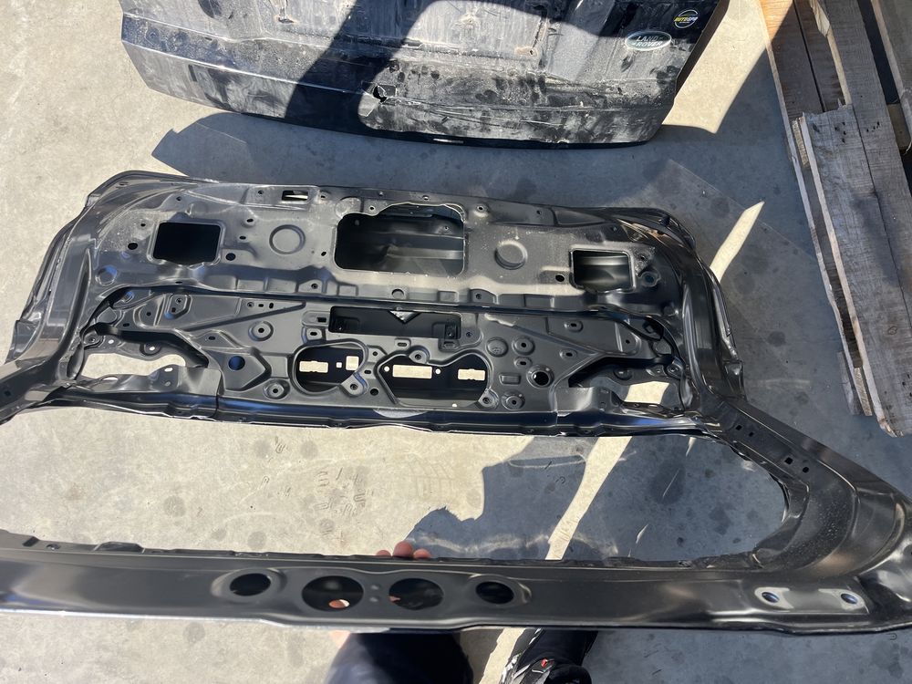 Багажник/капак Toyota Rav 4 2019- 2бр