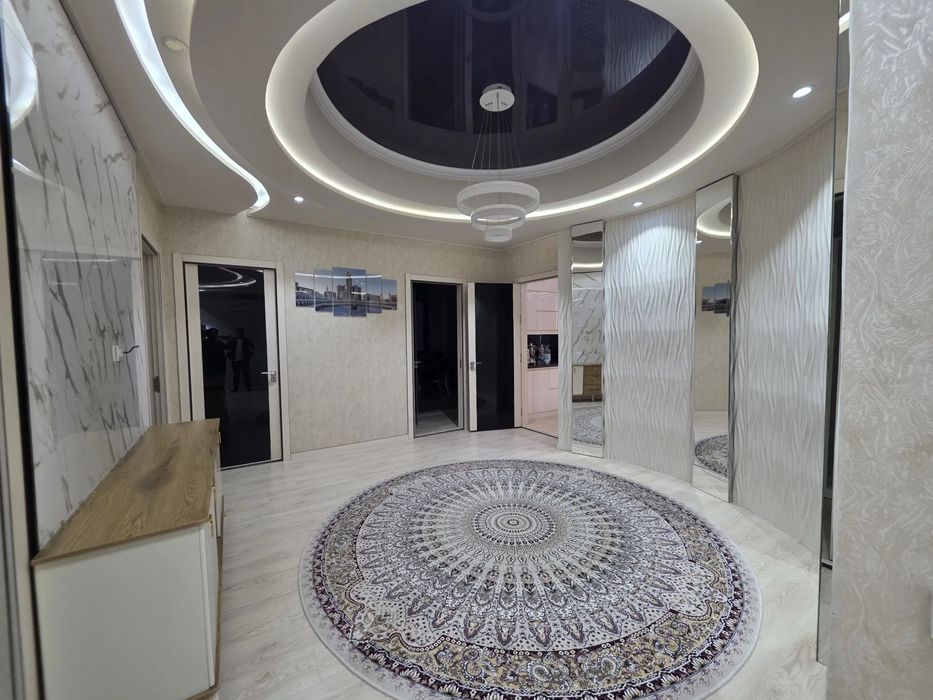 ( К42 ) СРОЧНО Продается 5-ком квартира на Шота Руставели