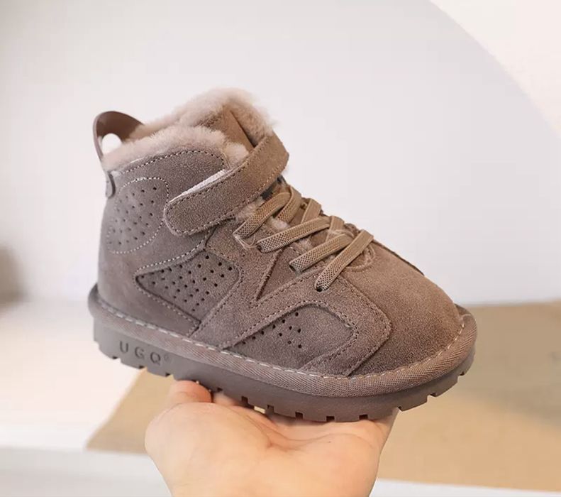 Продам угги детские