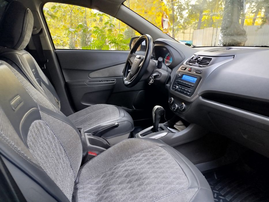 Chevrolet cobalt 2020