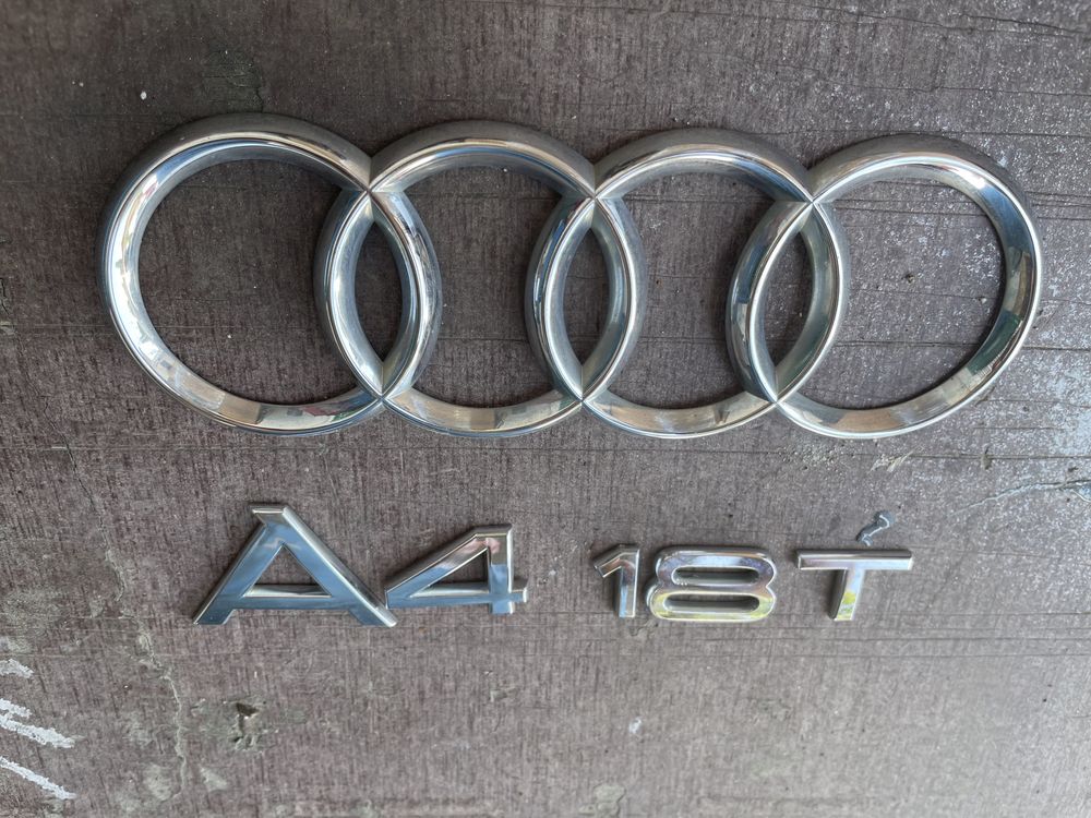 Audi A4 1.8T Емблема Ауди А4 1.8Т