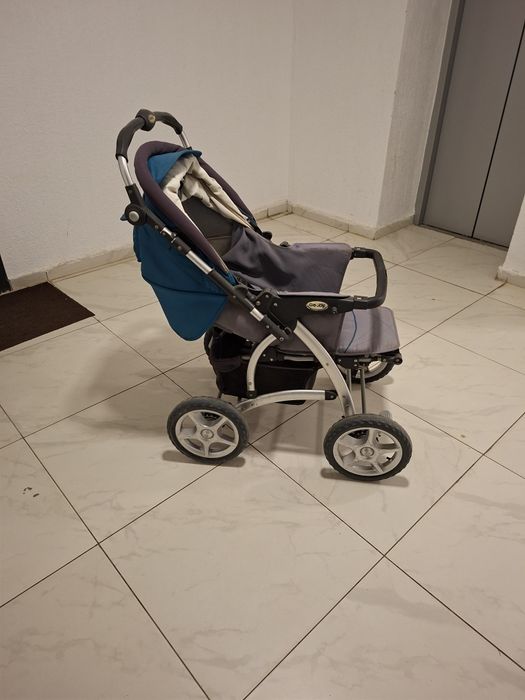 Продаётся б/у детская коляска в отличном состоянии